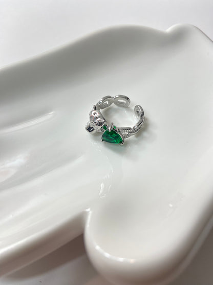 Silver green stone Lion Ring