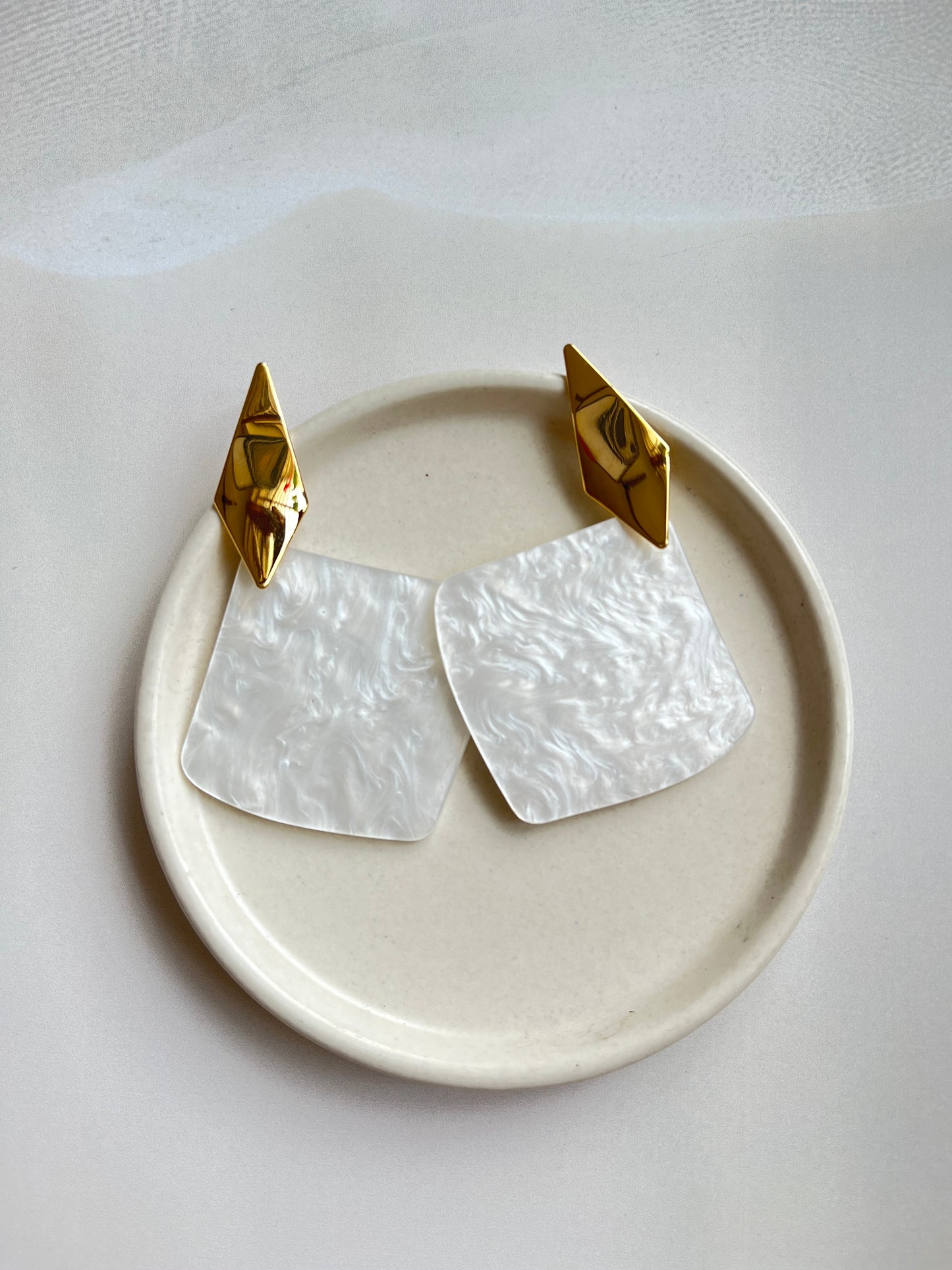 White square earring